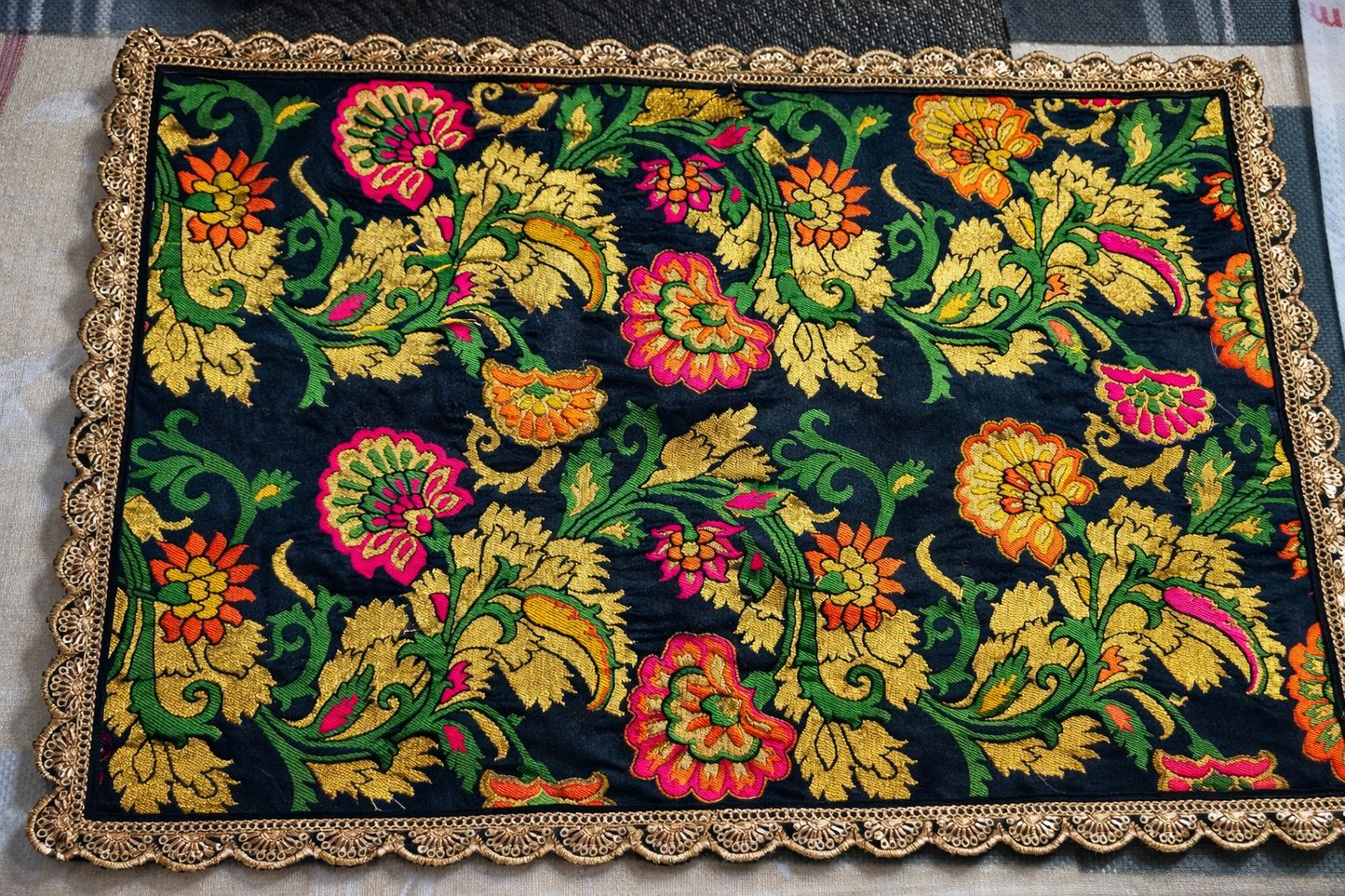 Banarasi Brocade Mats
